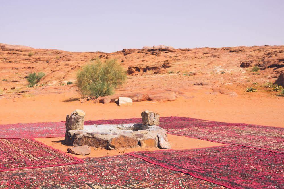 Mohammed Mutlak Camp Hotel Wadi Rum Exterior photo